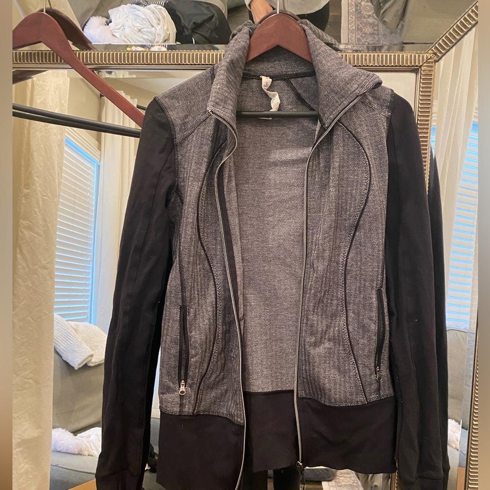 Lululemon Grey Herringbone Pattern Track Jacket- … - image 1